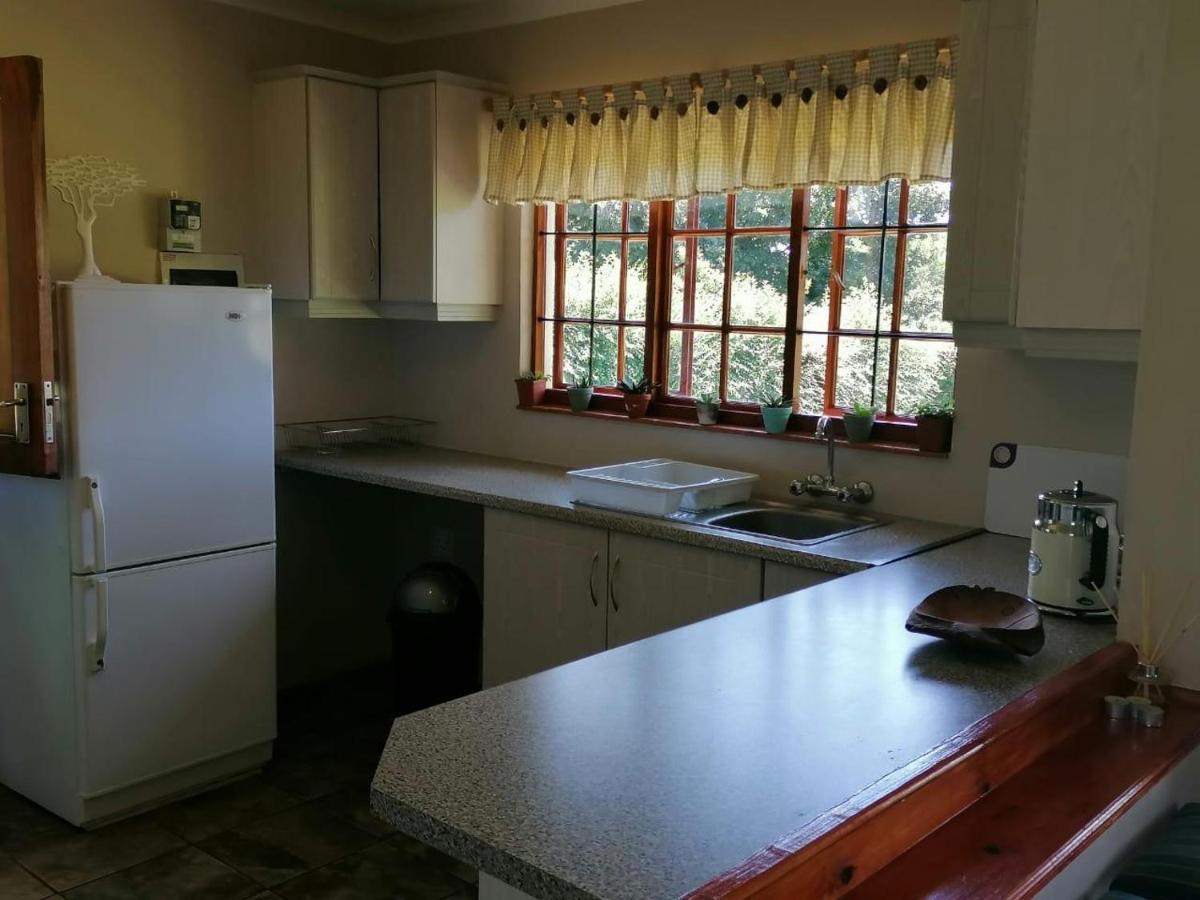 Cicada Self Catering Cottage Underberg Exterior foto